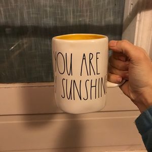 Rae Dunn Mug. RARE FIND!